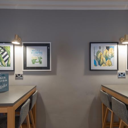 Holiday Inn Swindon By Ihg Eksteriør bilde