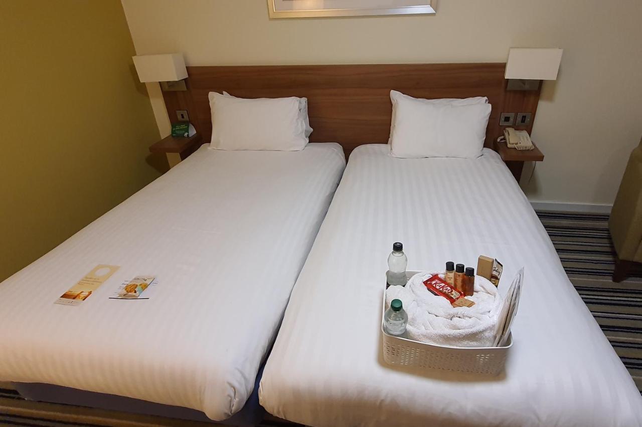 Holiday Inn Swindon By Ihg Eksteriør bilde