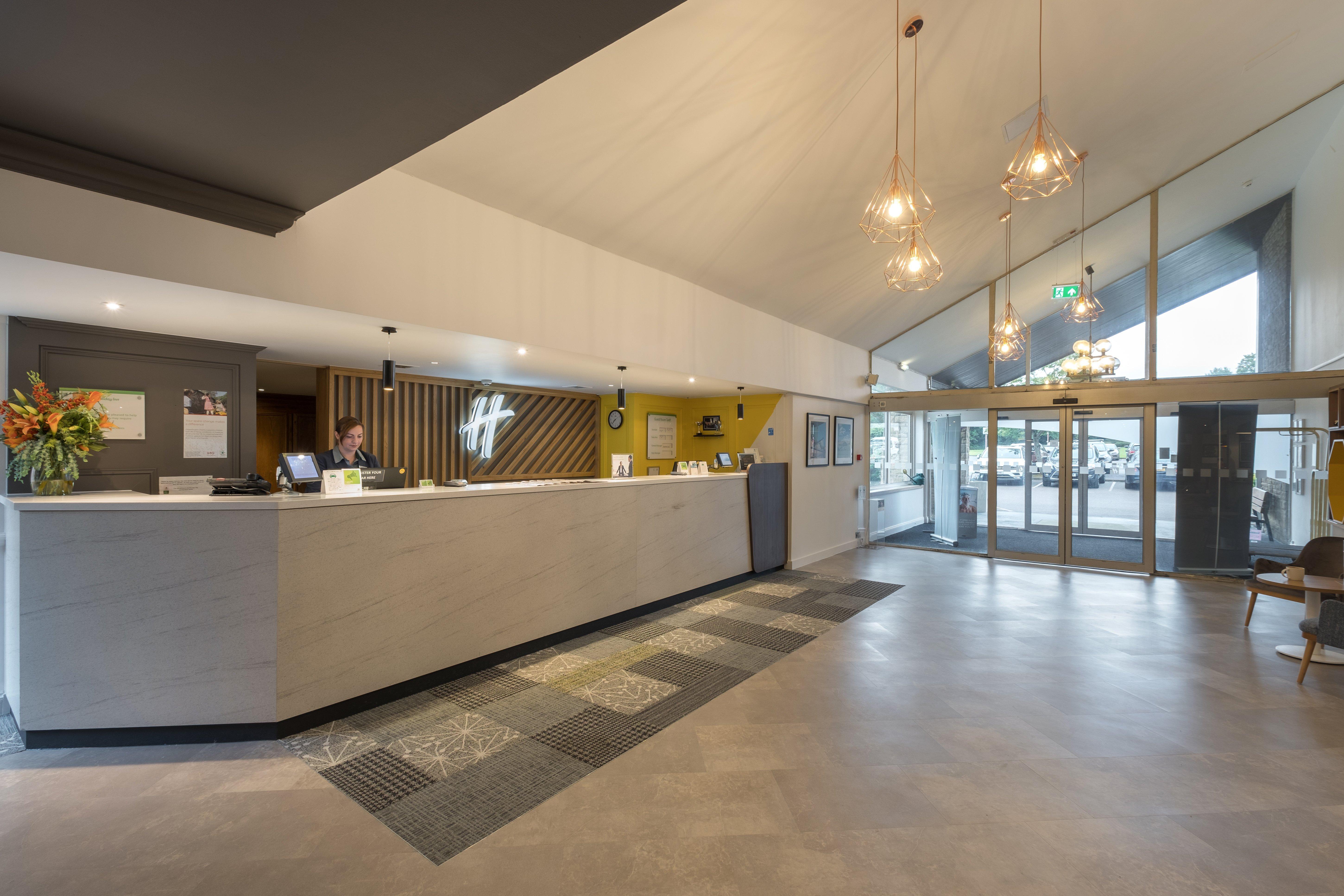 Holiday Inn Swindon By Ihg Eksteriør bilde