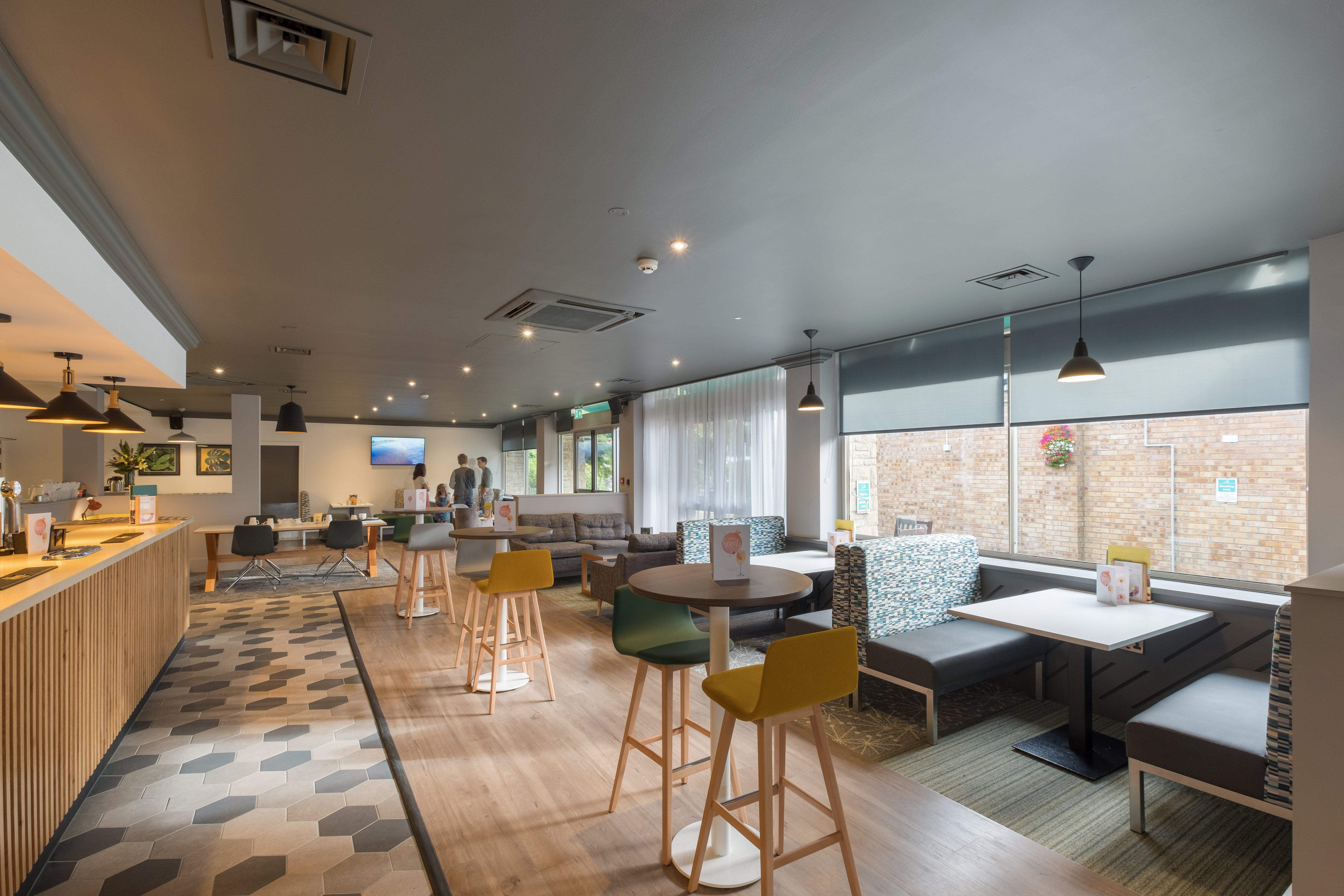 Holiday Inn Swindon By Ihg Eksteriør bilde