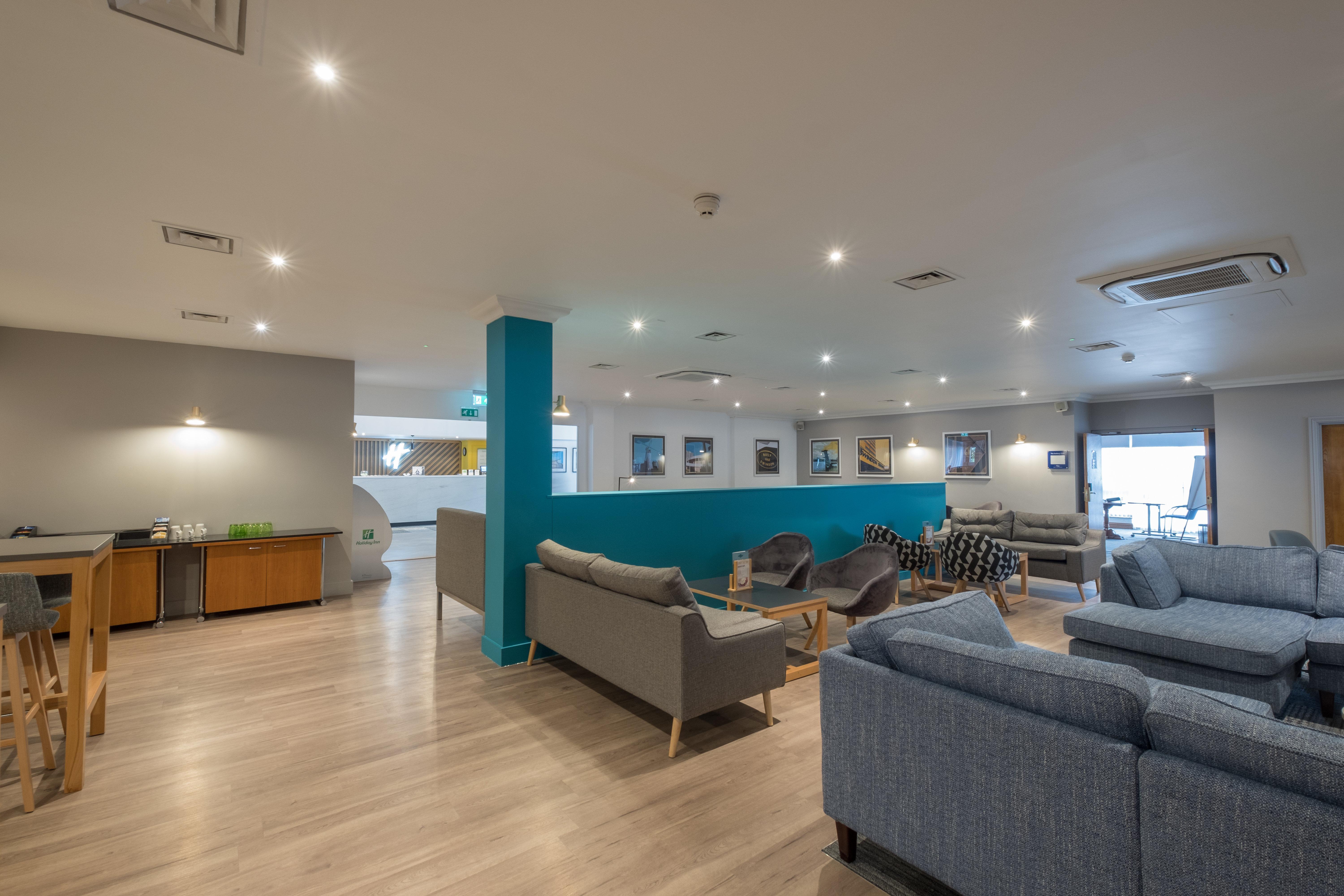 Holiday Inn Swindon By Ihg Eksteriør bilde