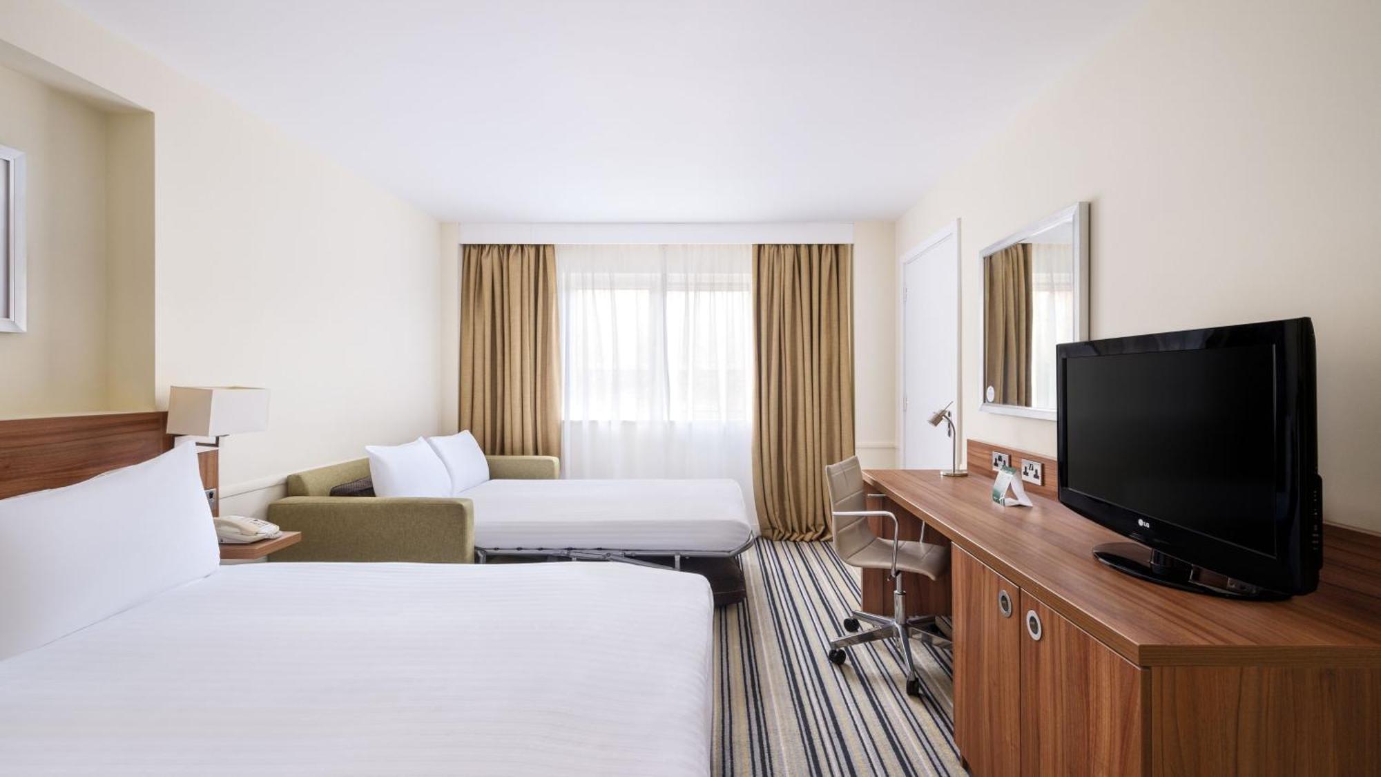 Holiday Inn Swindon By Ihg Eksteriør bilde