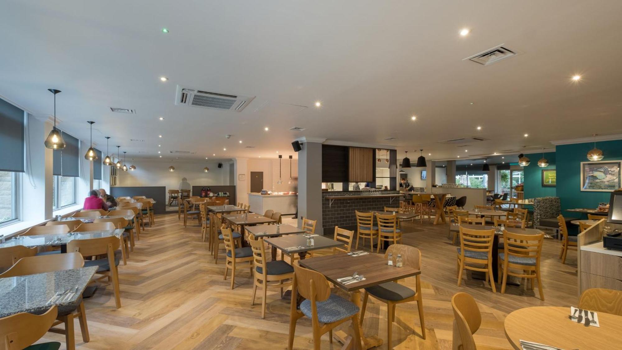 Holiday Inn Swindon By Ihg Eksteriør bilde