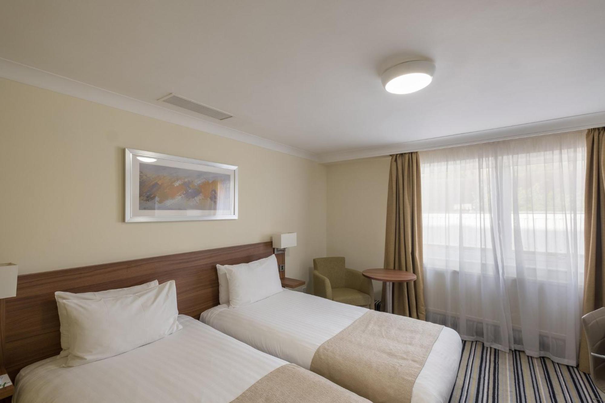 Holiday Inn Swindon By Ihg Eksteriør bilde