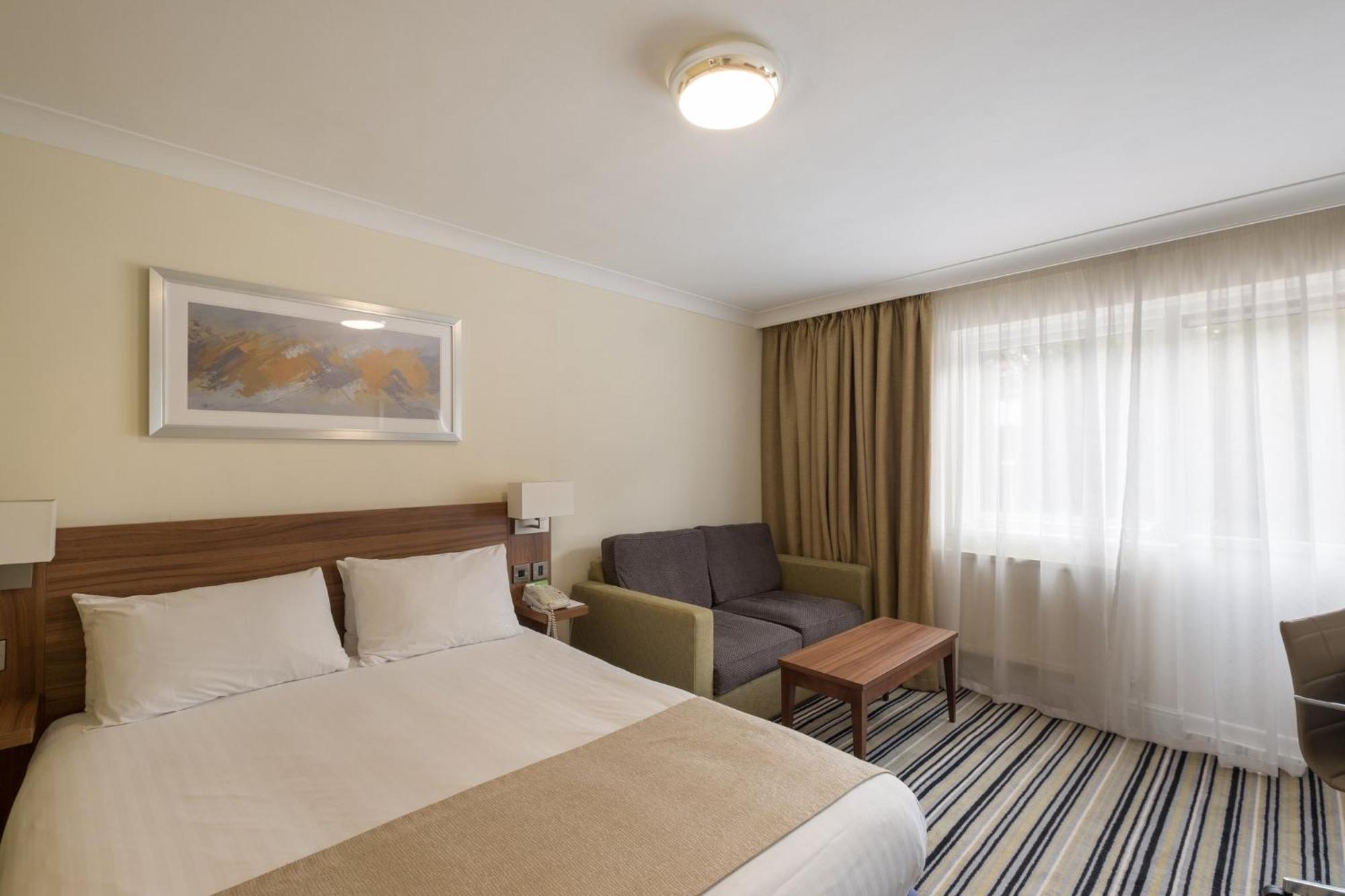 Holiday Inn Swindon By Ihg Eksteriør bilde