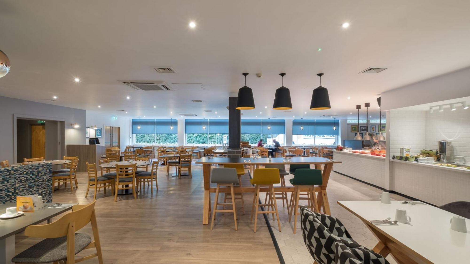 Holiday Inn Swindon By Ihg Eksteriør bilde